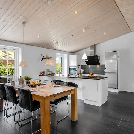 Ferienhaus Merit - 3-2km From The Sea By Interhome