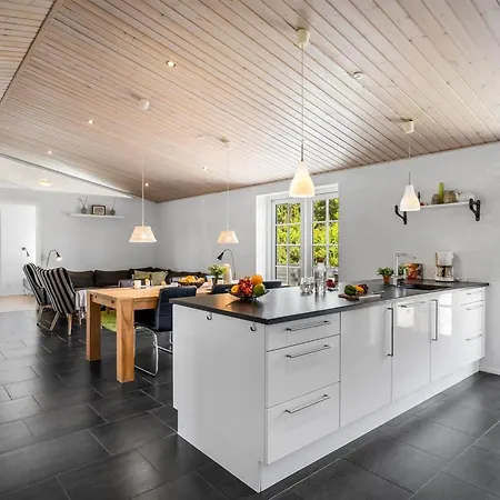Merit - 3-2km From The Sea By Interhome Ferienhaus Blåvand