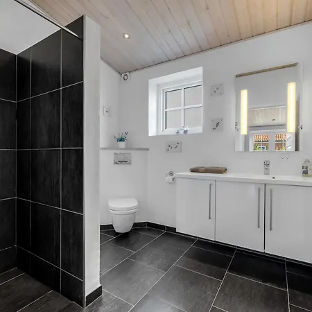 Merit - 3-2km From The Sea By Interhome