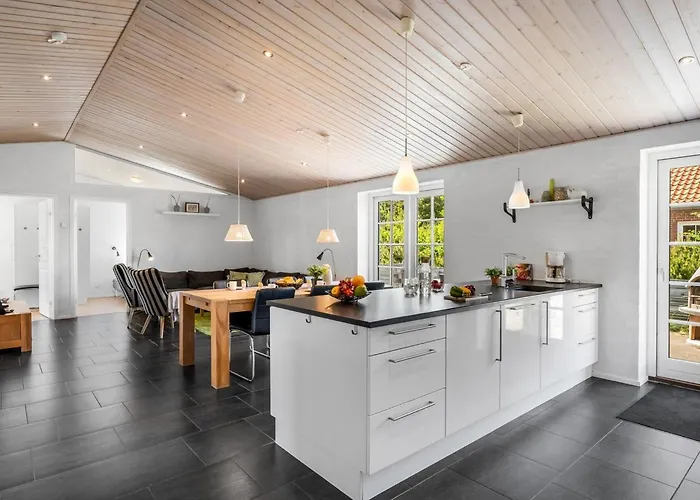 Merit - 3-2km From The Sea By Interhome Ferienhaus Blåvand