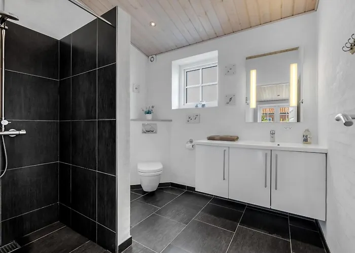 Merit - 3-2km From The Sea By Interhome