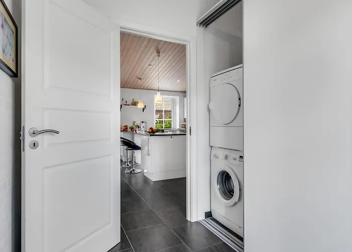 Merit - 3-2km From The Sea By Interhome *